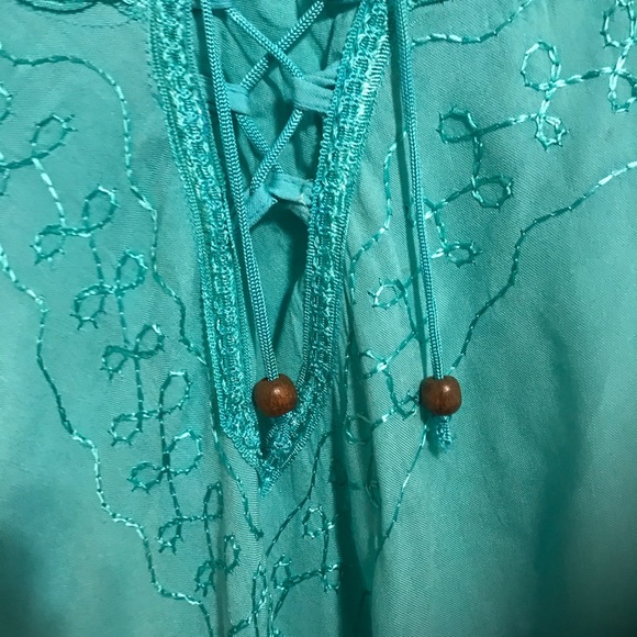 Blouse - Picture 7 of 8